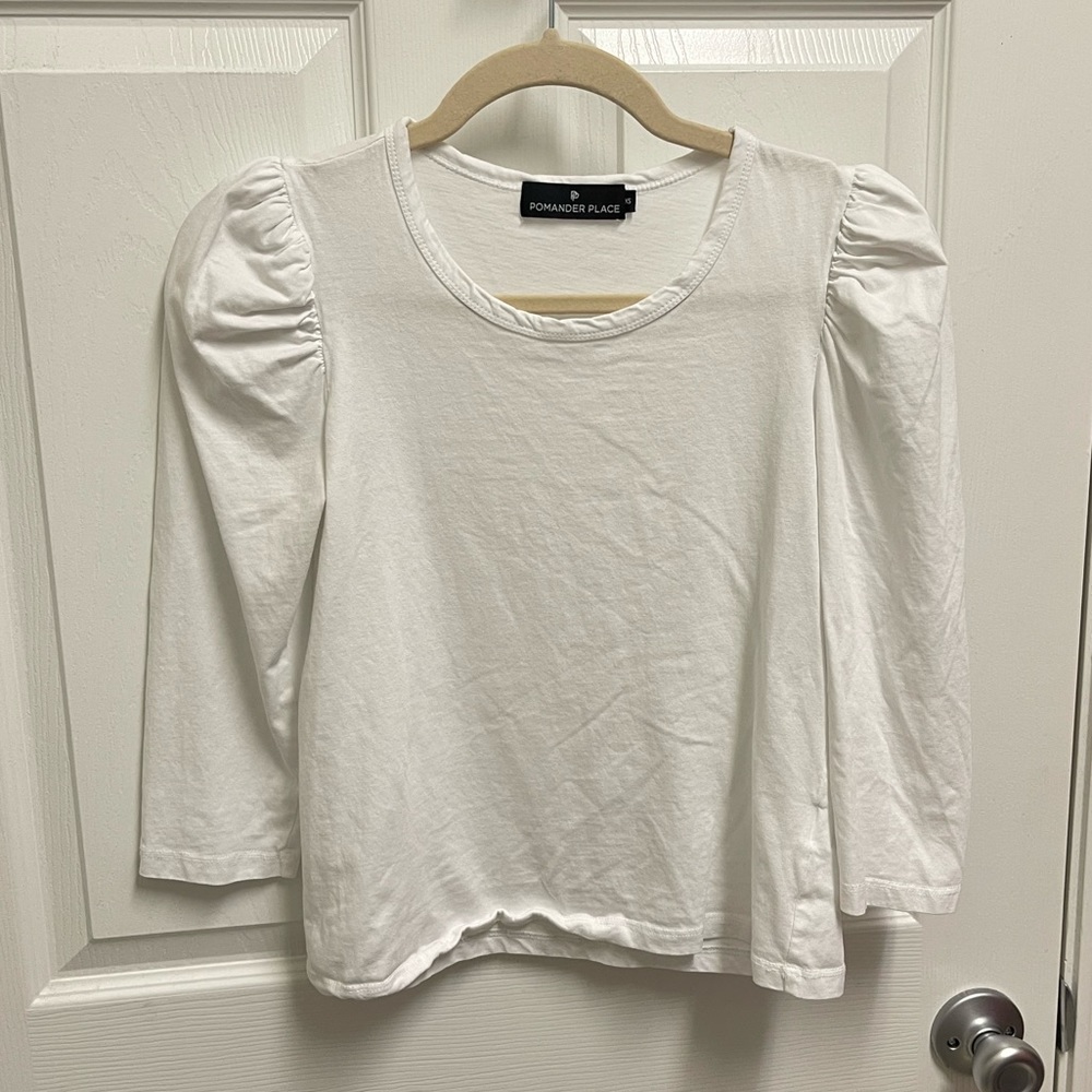 Tuckernuck Pomander Place Basic White Blouse - image 1